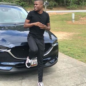 Meet your Posher, Joshua